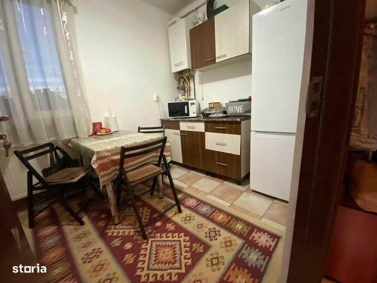 Apartament cu 2 camere semidecomandat, mobilat în Horea