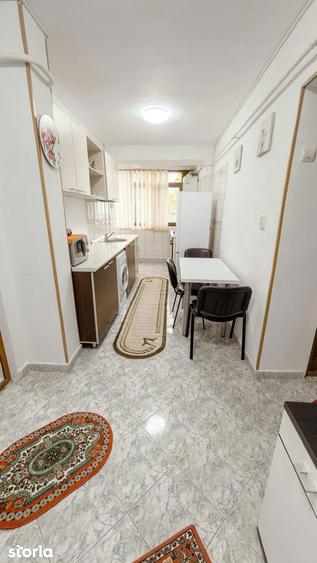 Apartament cu 2 camere, mobilat în Micro 19