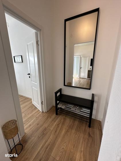 Apartament cu 2 camere, mobilat în Romană