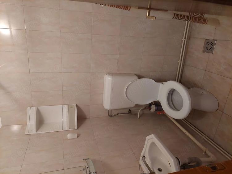 Garsonieră decomandată în Central