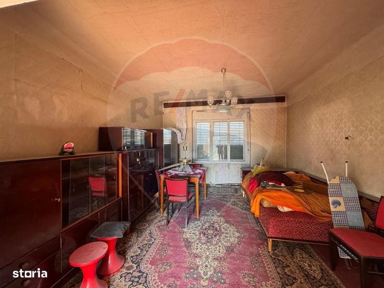 Spațiu comercial, în Pârneava
