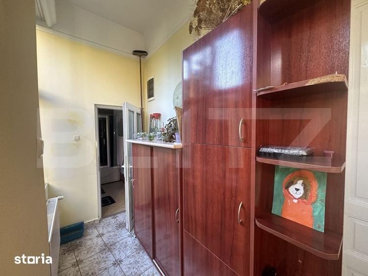 Casă cu 5 camere decomandat cu Teren 311 Mp în Central
