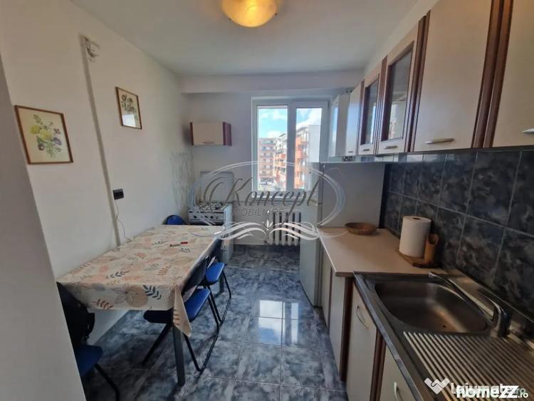 Apartament cu 2 camere semidecomandat în Semicentral