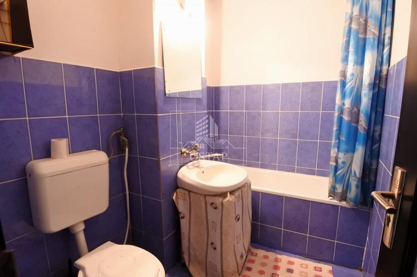 Apartament cu 2 camere semidecomandat în Republicii