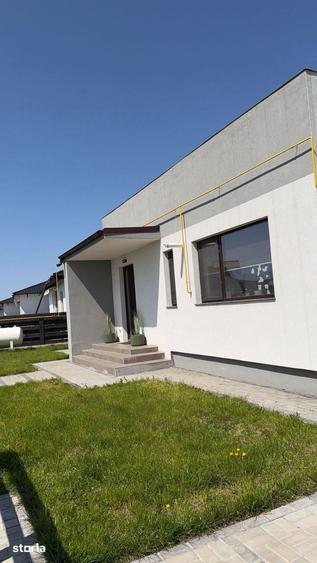Casă cu 3 camere cu Teren 500 Mp în Central