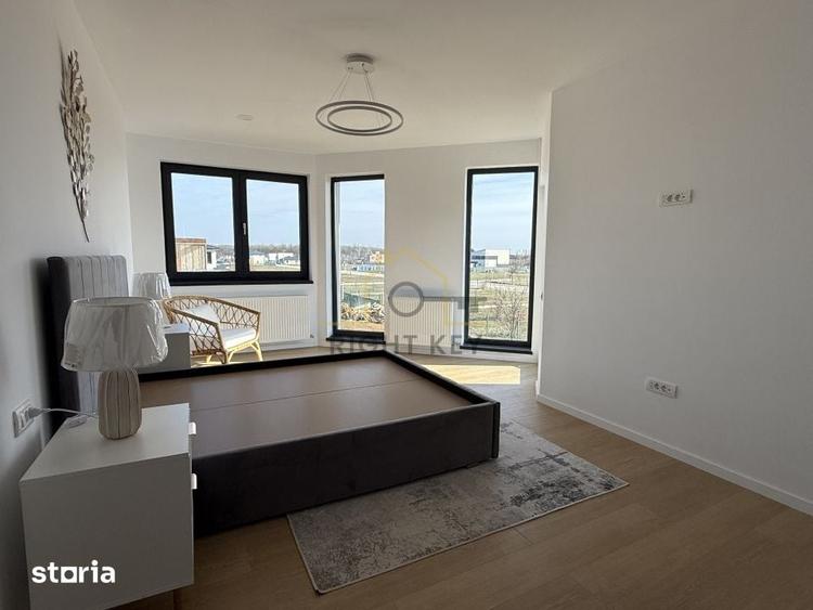 Casă cu 5 camere cu Teren 560 Mp în Tărtășești