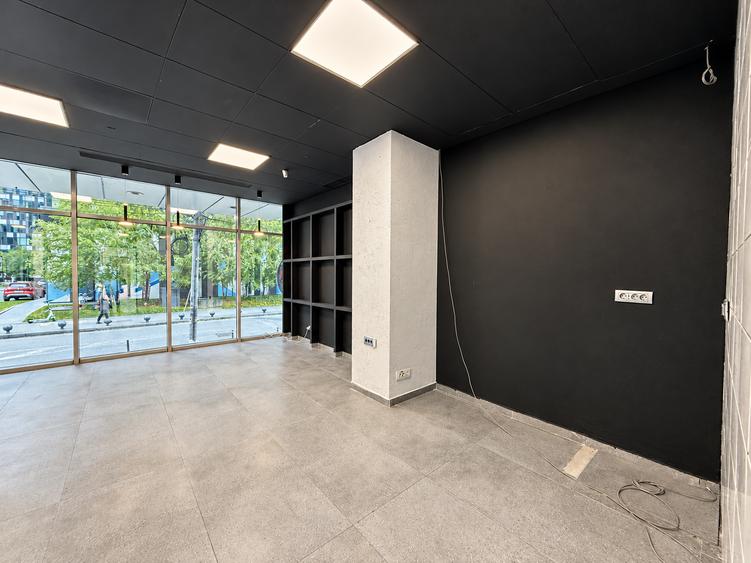 Spațiu comercial, de 108 mp, în Politehnica