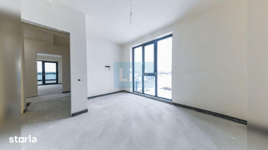 Casă cu 5 camere cu Teren 288 Mp în Grigorescu