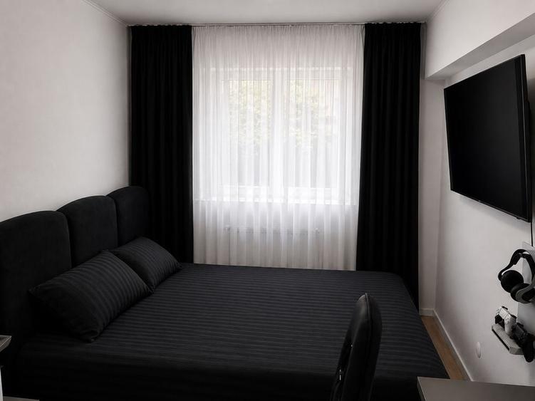 Apartament cu 3 camere decomandat în Republicii