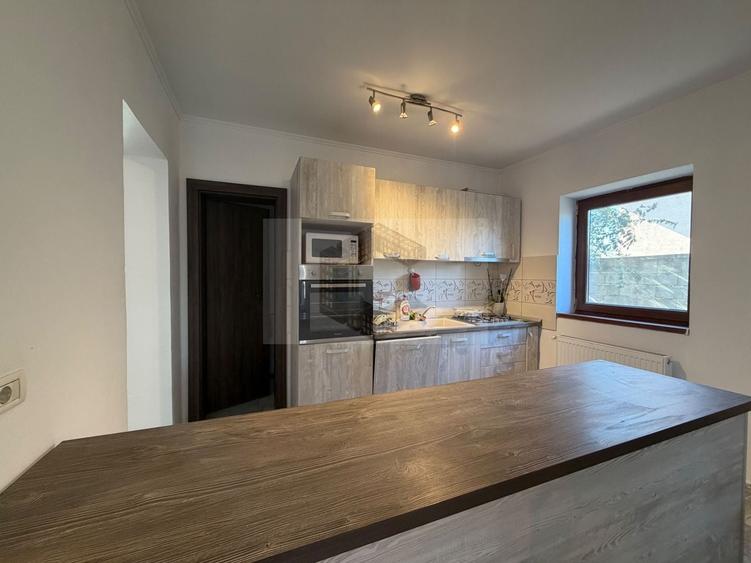 Duplex cu 4 camere cu Canalizare în Dumbrăvița