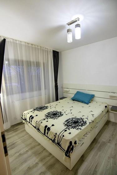 Duplex cu 3 camere cu Canalizare în Moșnița Veche