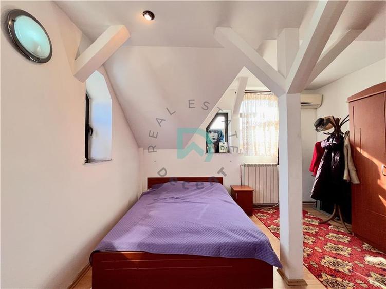 Casă cu 5 camere cu Teren 1700 Mp în Turnișor