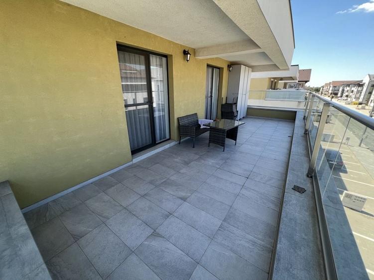 Apartament cu 3 camere decomandat în Dumbrăvița
