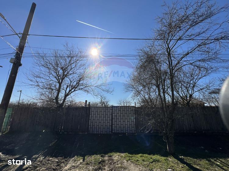 Teren de 2277 mp, în Petrăchioaia