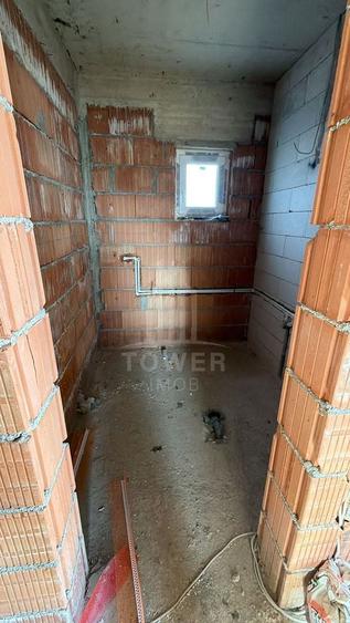 Duplex cu 4 camere cu Canalizare în Șura Mică