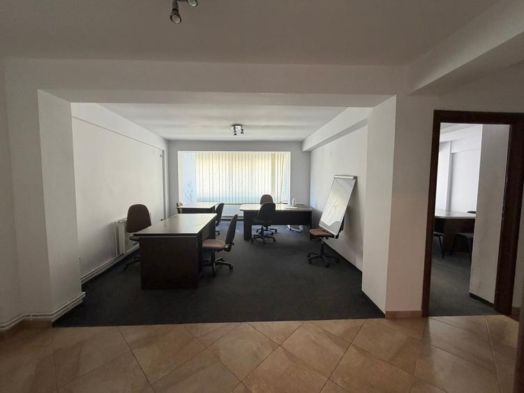 Apartament cu 2 camere decomandat în P-ța Alba Iulia