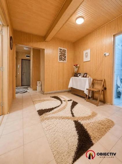 Apartament cu 3 camere decomandat în Precista