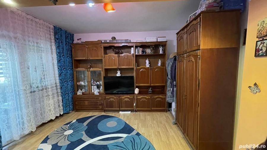 Vand apartament cu doua camere - 2
