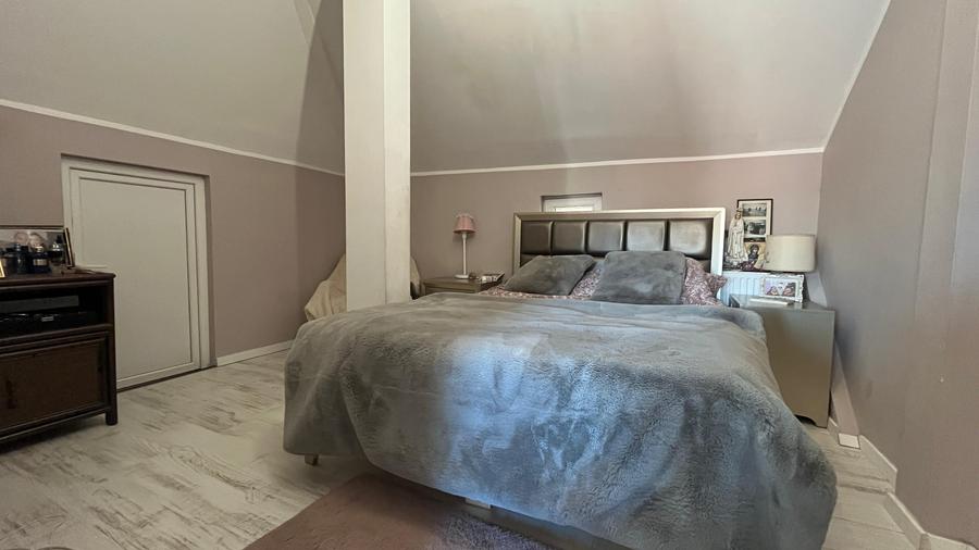 Casa deosebita P+M - zona Sanpetru - Comision 0% - 7