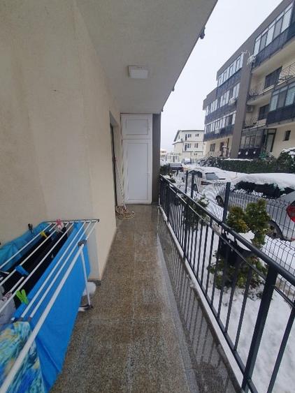 Vând apartament  cu curte - 2