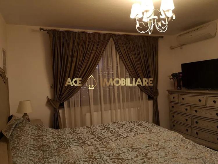 Duplex cu 5 camere cu Canalizare în Popești-Leordeni