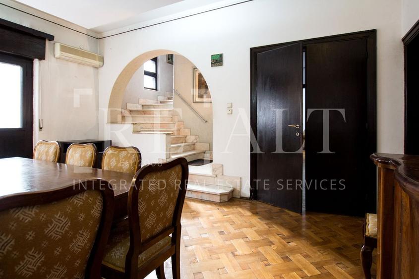 Inchiriere casa, vila 5 camere | Arhitectura deosebita, Curte | Stefan cel Mare - 10