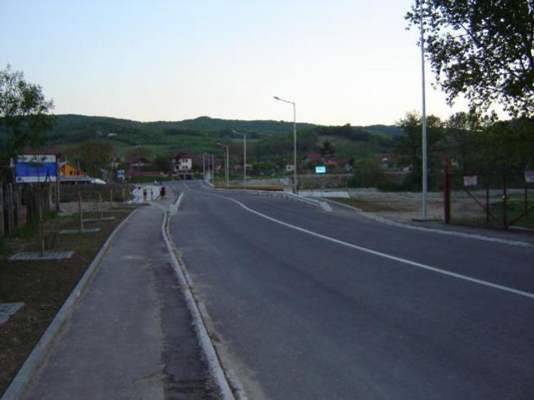 Teren central intravilan constructii intre DealulCapela-Raul Olanesti - 4