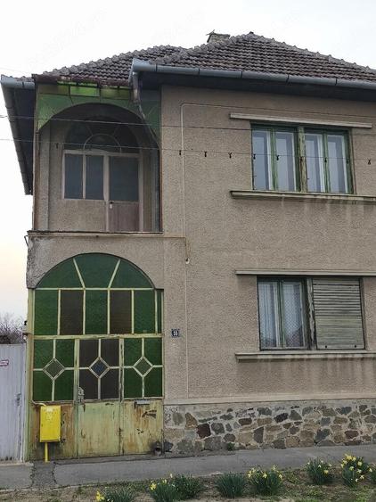 Casa cu etaj construita in anul 1976 - 3