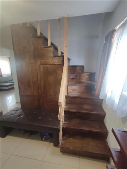 Vanzare duplex in vila, 3 camere, mobilat si utilat  Plumbuita, cu CT - 8