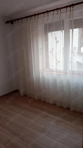 Apartament cu 3 Camere de Vanzare, Ultracentral, Alesd - 3