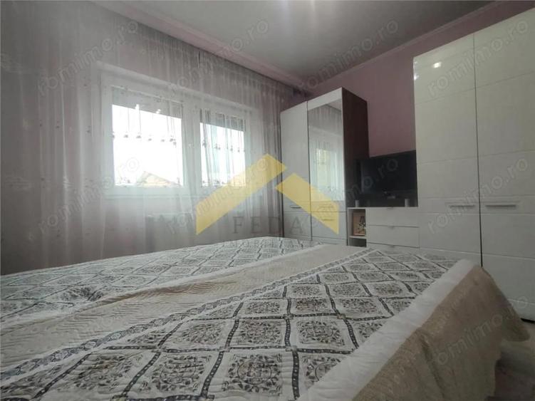 Apartament 3 camere in Micalaca de vanzare - 10