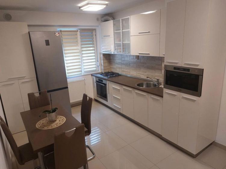 Proprietar inchiriez apartament cu 2 camere - 5