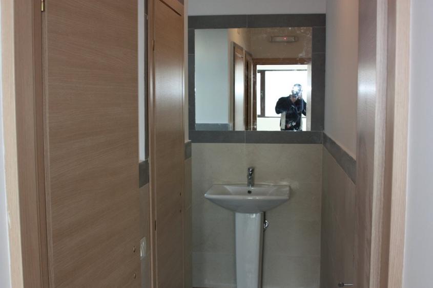 Vanzare imobil birouri pretabil investitie, inchiriata integral - 19