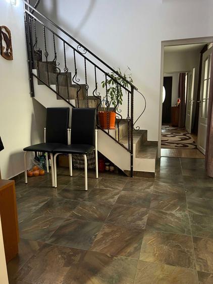 Vand Casa cu Teren Lunguletu, Dambovita, P+1 Mobilata si Utilata - 8