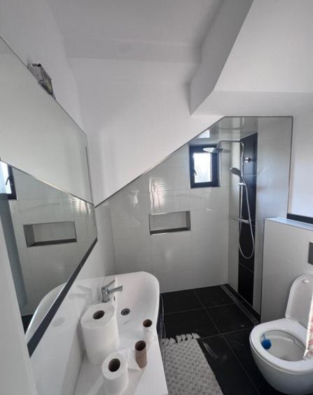 Casa individuala cu garaj si foisor, centru- Horodnic de Sus - 12