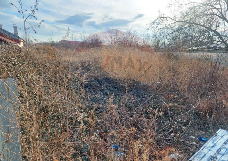 Teren 1,943mp Urechesti / Strada Principala - 1