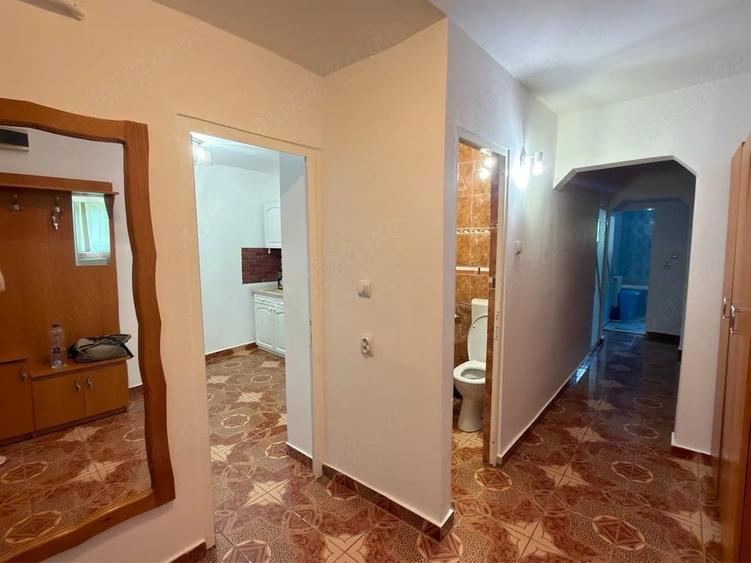 Inchiriez apartament 3 camere decomandat Calara?i - 9