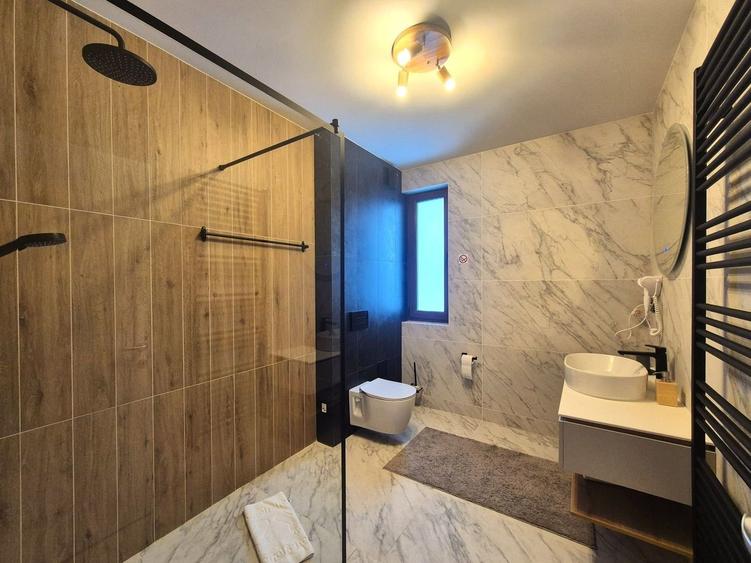 Apartamente în vilă construite în 2024, cu priveliște spre Postăvaru. - 11