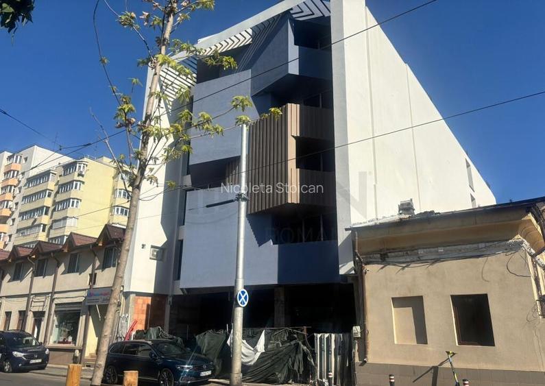 Apartament 3 camere de in zona Stefan cel Mare I Viitorului