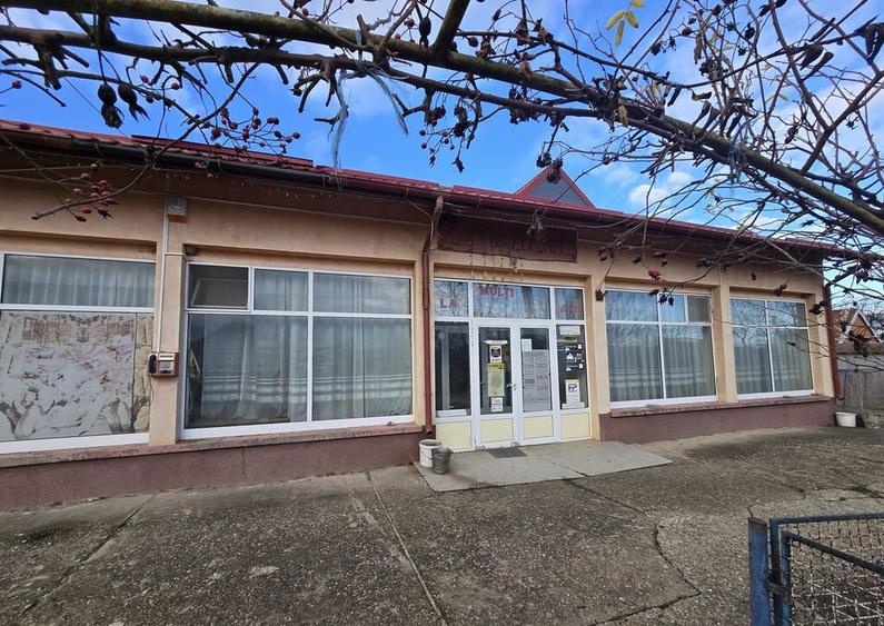 Se ofera spre vanzare / inchiriere cladire cu spa?iu... - 36