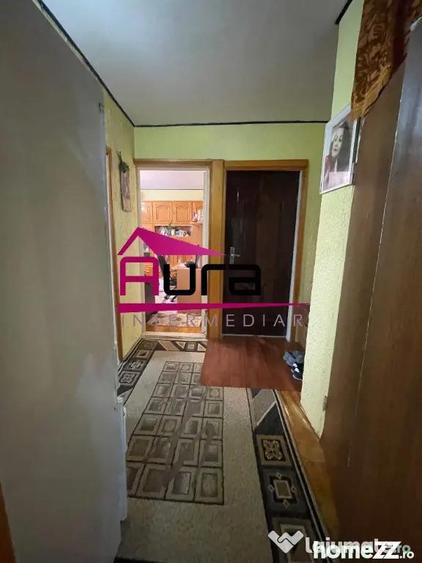 Inchiriez apartament 2 camere zona Str.Mircea Voda - 12