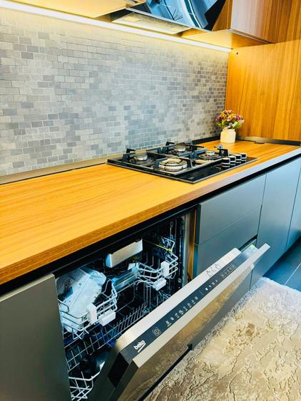 Inchiriez Apartament de Lux–Design de Interior, Aproape de Metrou Berceni (5min) - 14