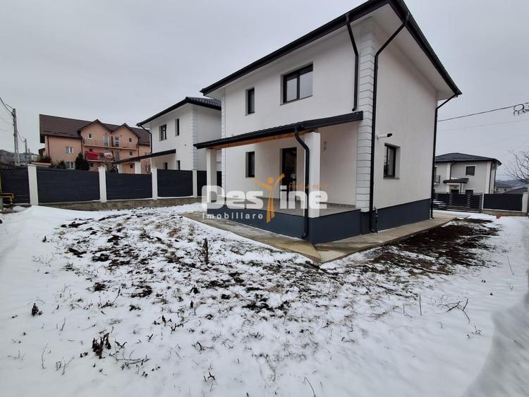 CASĂ tip duplex, situata in Valea Adanca - 6