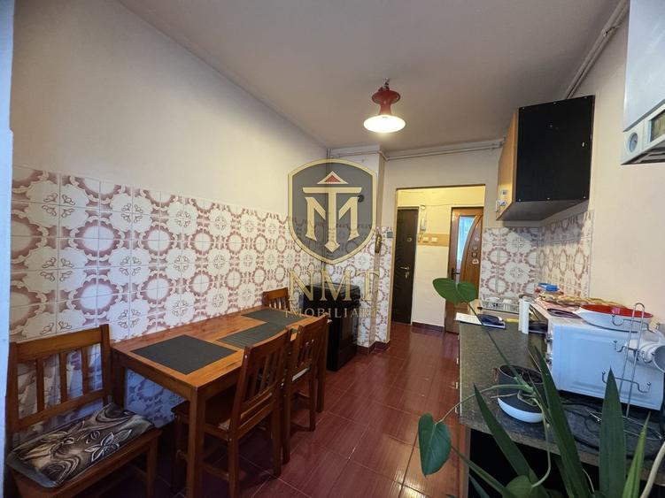 Apartament cu 3 camere |  60 mp | Piata Abator - 8