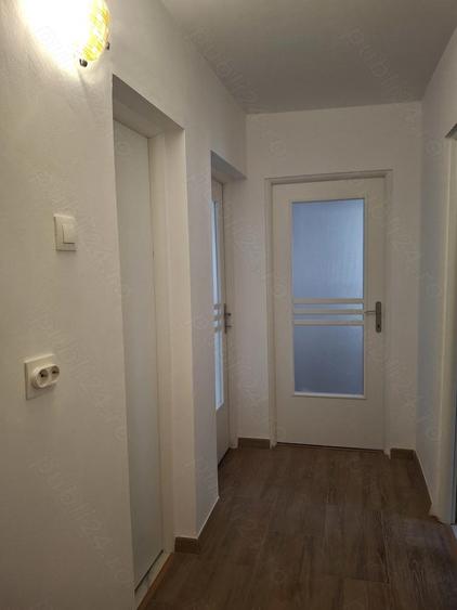 Apartament de inchiriat Campulung Moldovenesc, 2 camere decomandate,etaj 2,in centru - 7