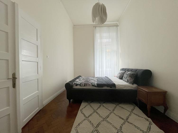 Apartament de închiriat în clădire monument istoric – Piața Maria, - 9