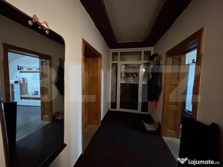 Casa pe 2 nivele , 240 mp , zona Draxlmaier - 5