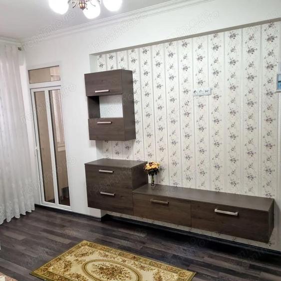 Garsoniera zona 1 Mai - 2