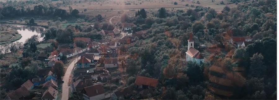 Ocazie!Oaza de liniste in satul Colun,cu 572mp ,la 40km de Sibiu - 1