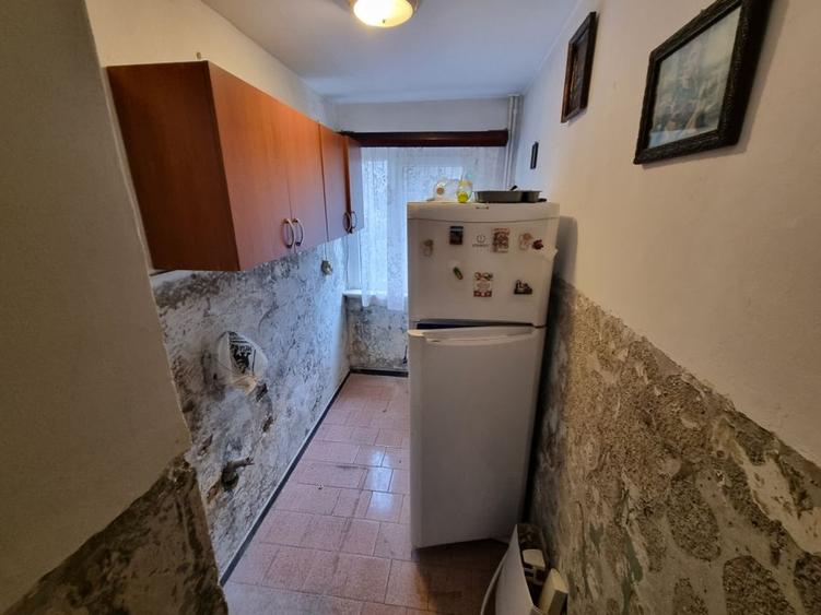 Apartament 3 camere zona Inel 2 - 4